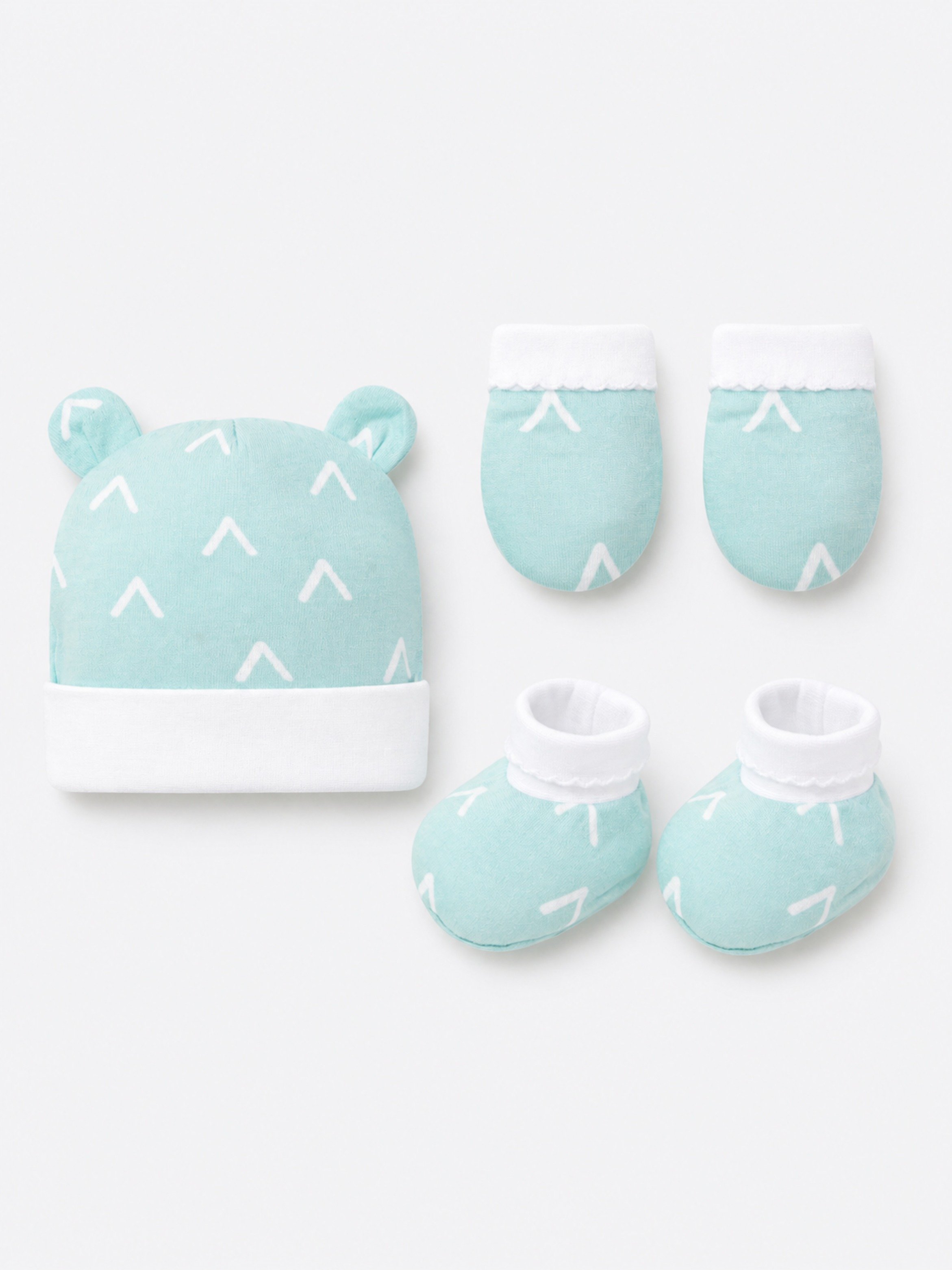 Newborn 3-Piece Green Cotton Printed Hat, Mittens and Booties