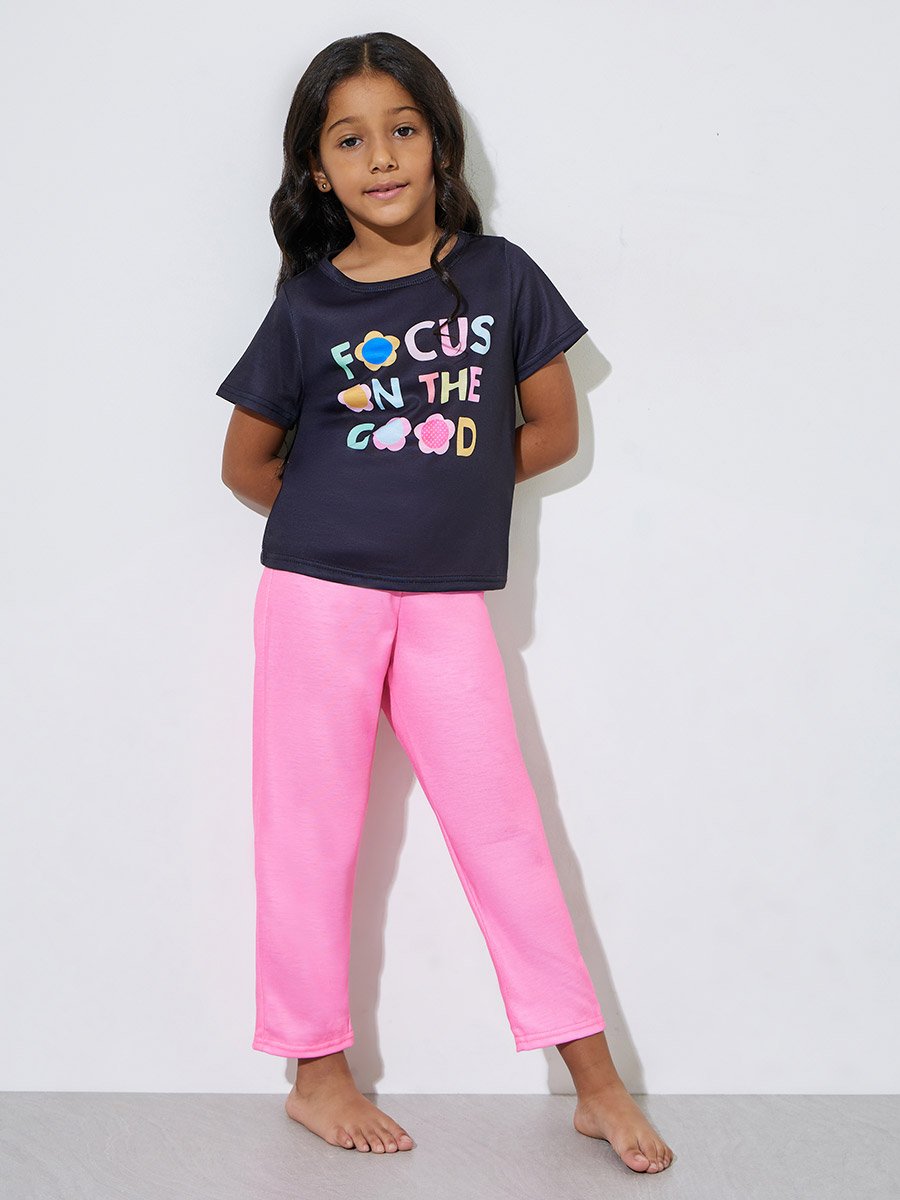 Girls Printed T-Shirt and Solid Pyjama Set