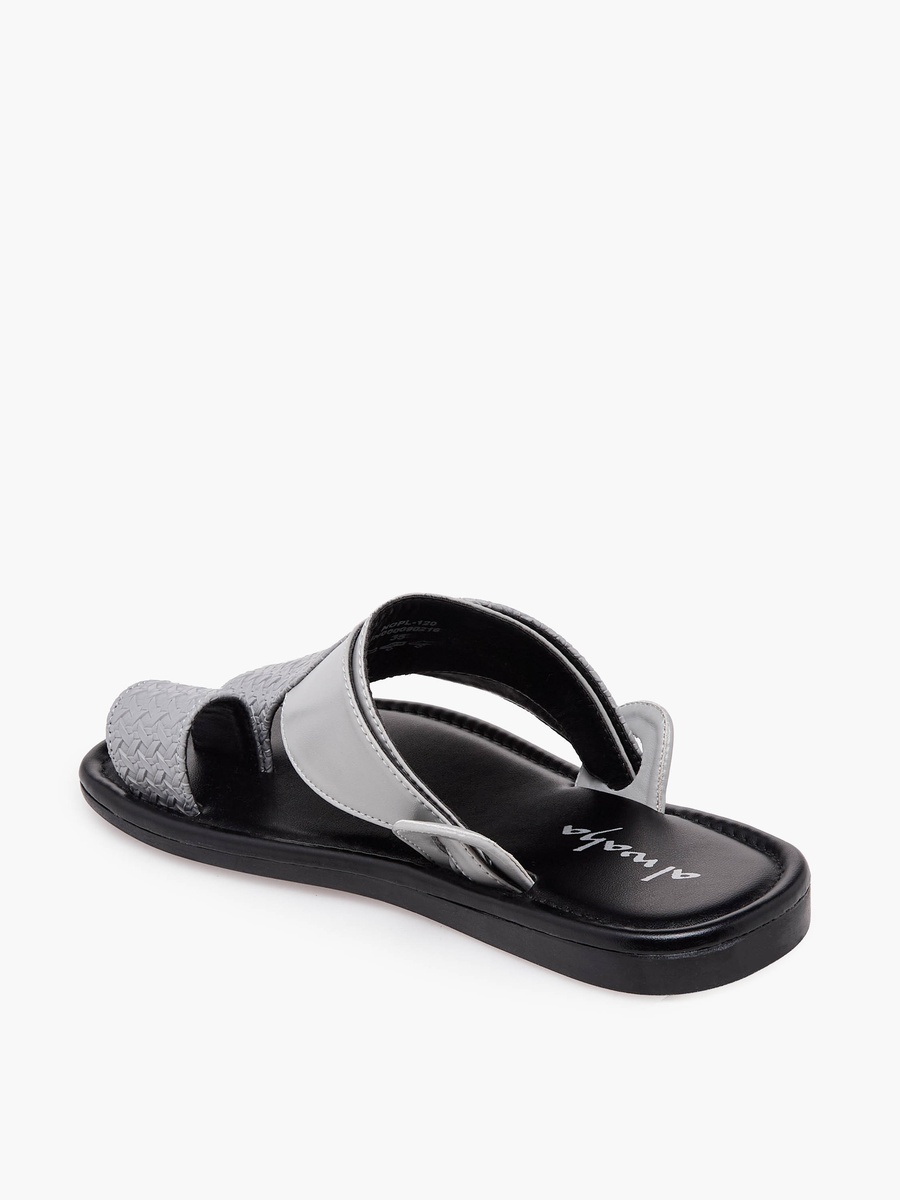 Boys Toe Loop Arabic Sandals