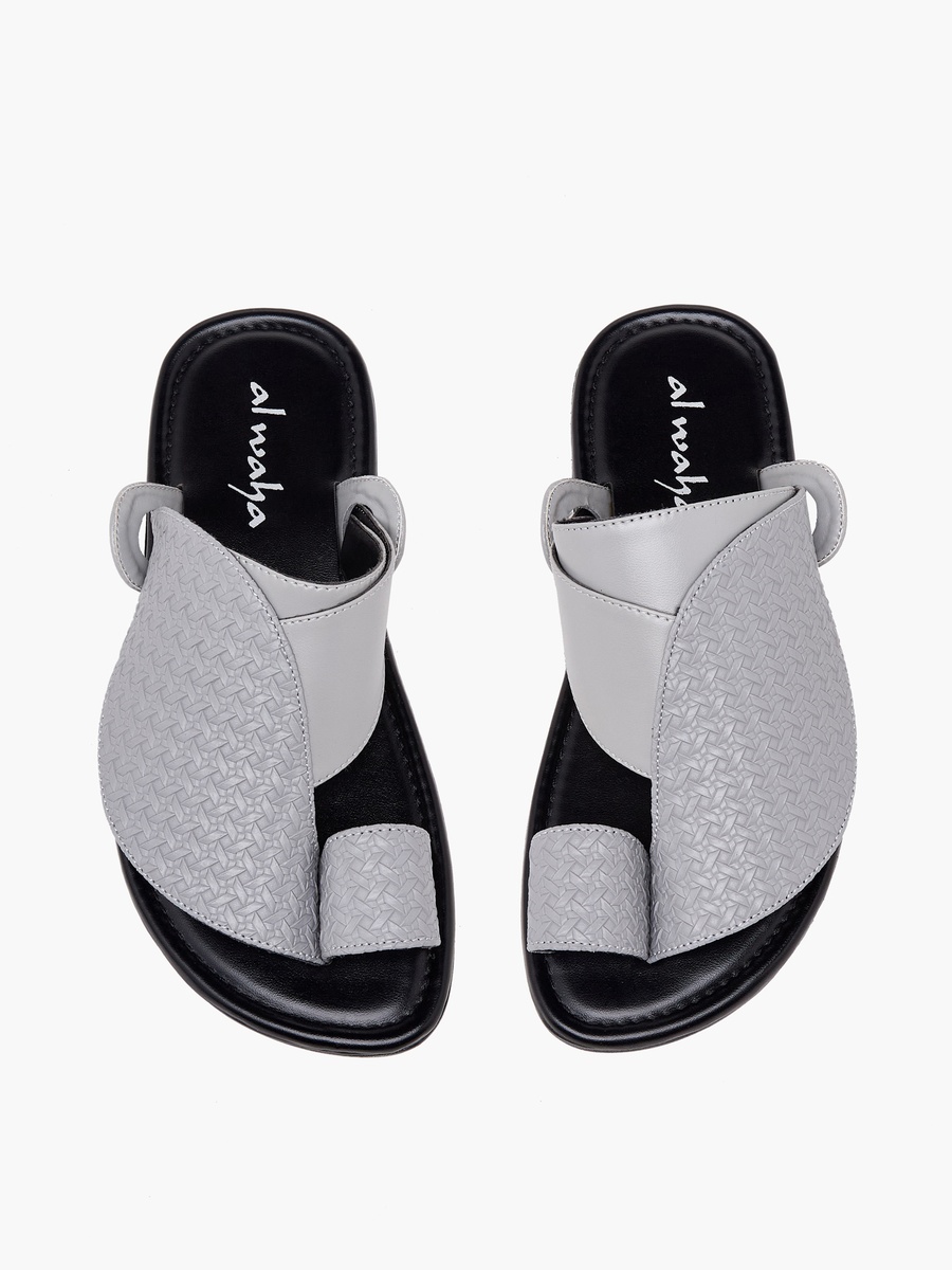 Boys Toe Loop Arabic Sandals