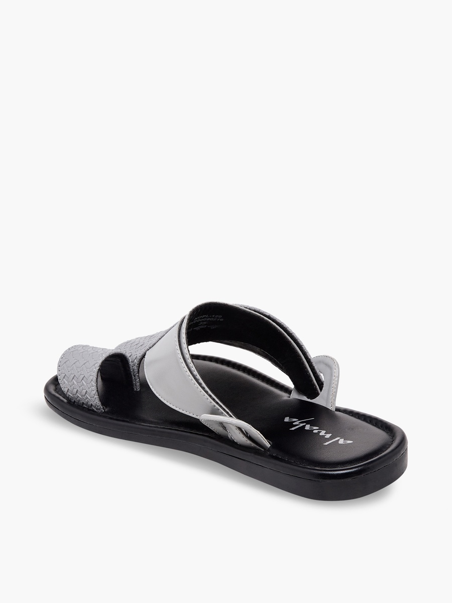 Boys Toe Loop Arabic Sandals