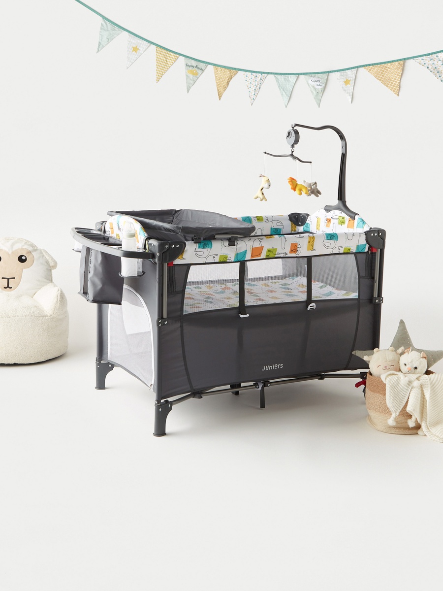 Diego 4 in 1 Co-Sleeper and Travel cot with changing Station