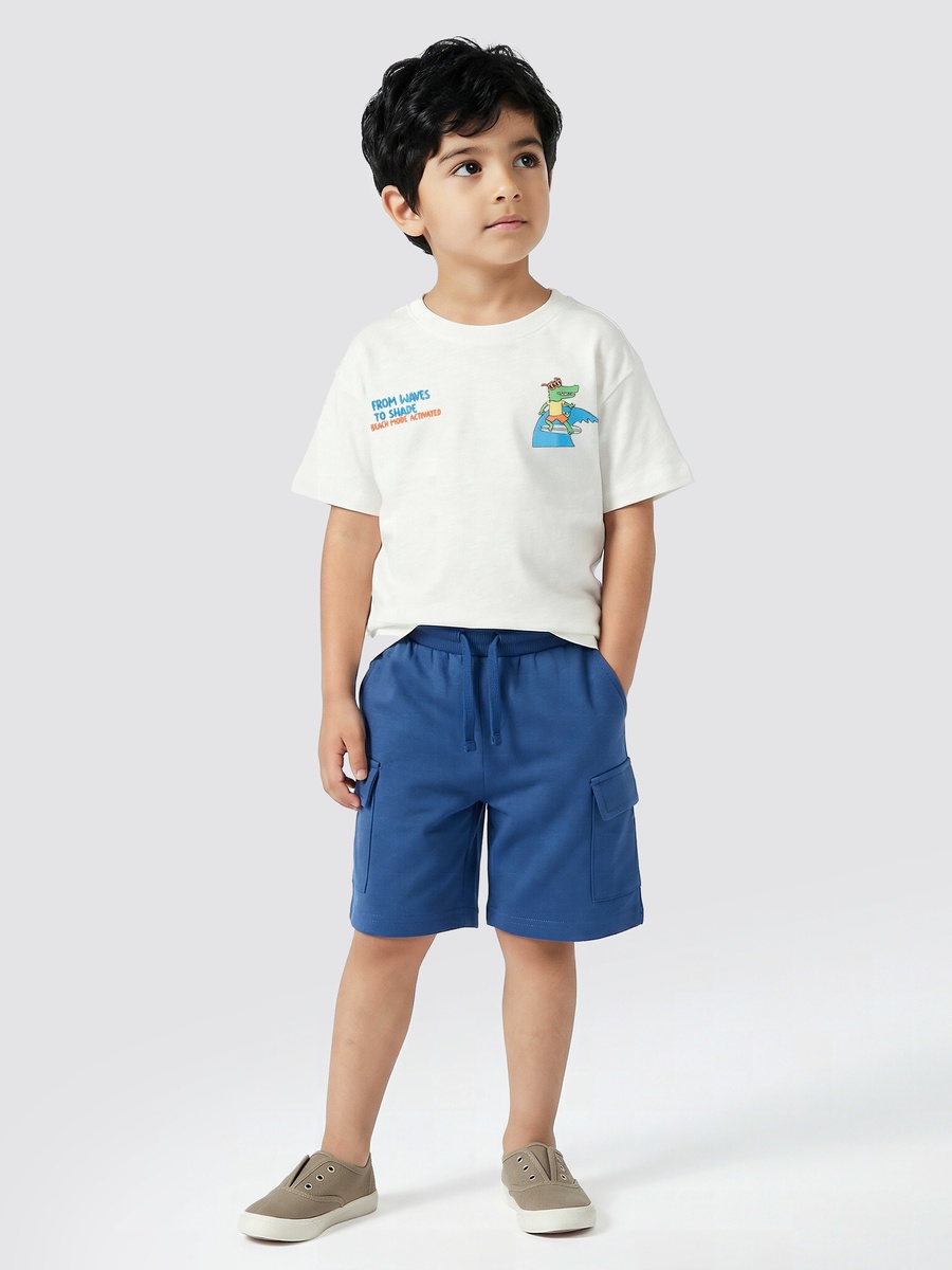 Crew Neck Short Sleeves T-Shirt and Shorts Set with Graphic Print