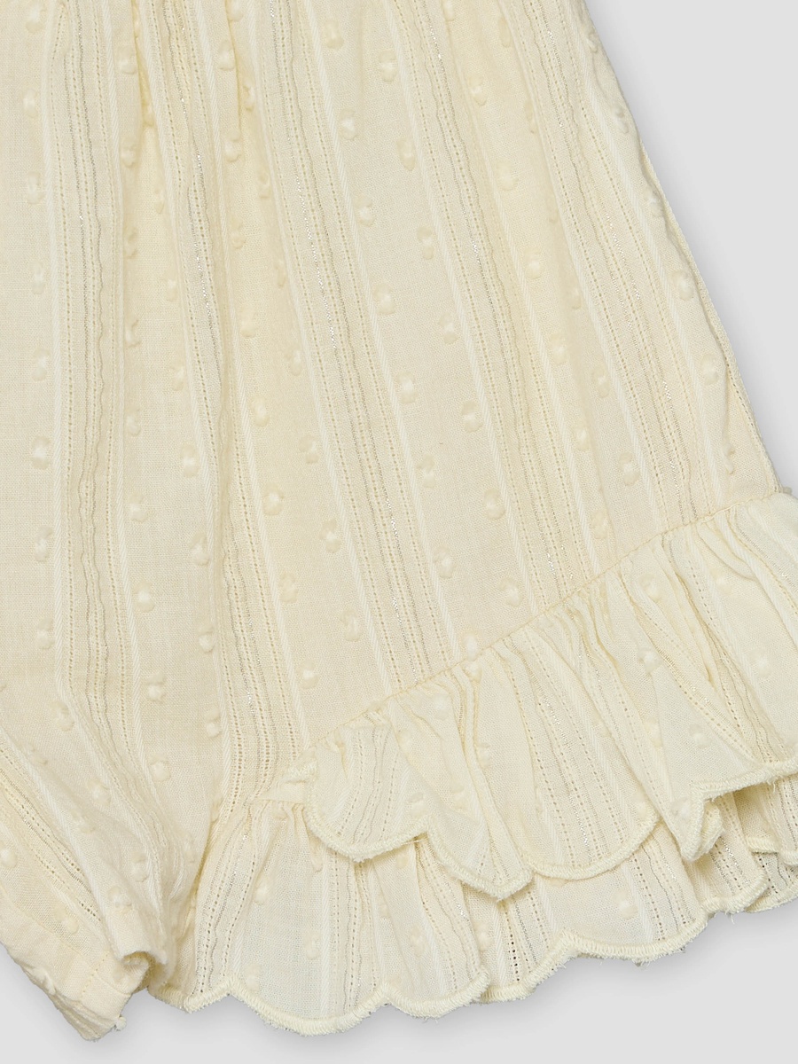 Round Neck Short Sleeves Top and Shorts Set with Floral Appique