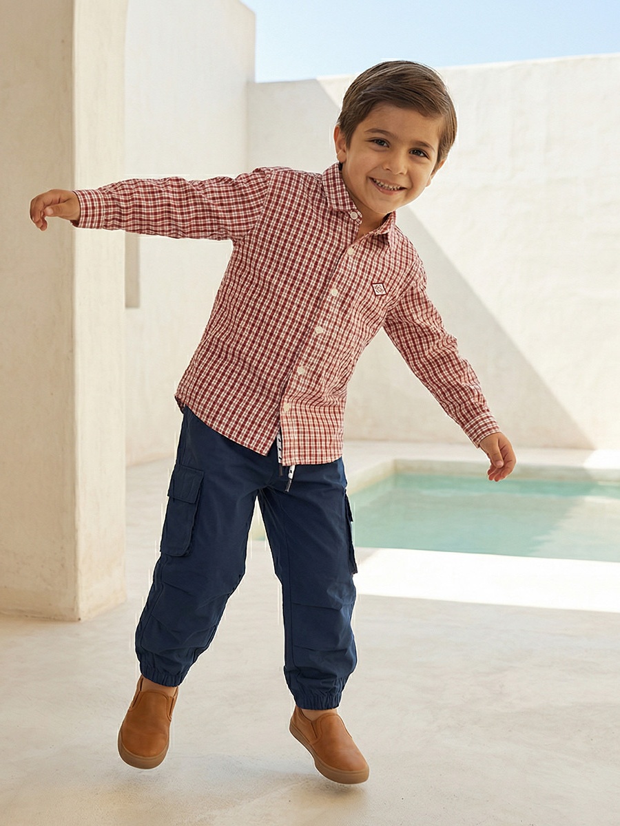 Long Sleeves Shirt with Checked Design