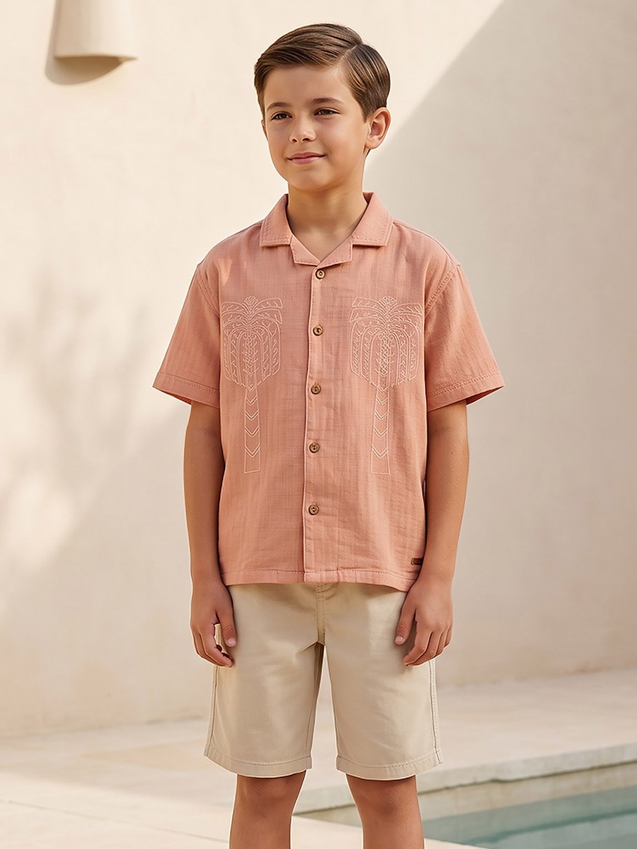Short Sleeves Shirt with Palm Tree Embroidery