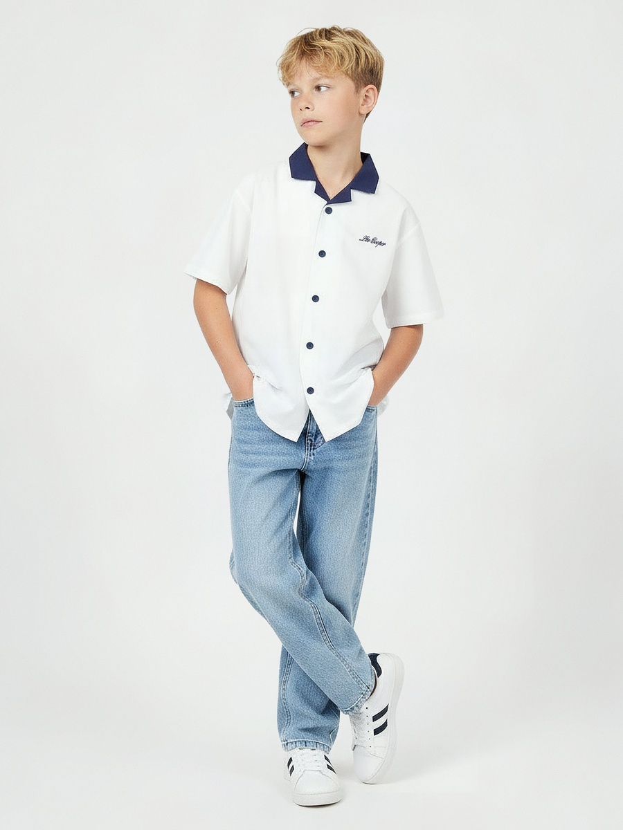 Short Sleeves Shirt with Graphic Print