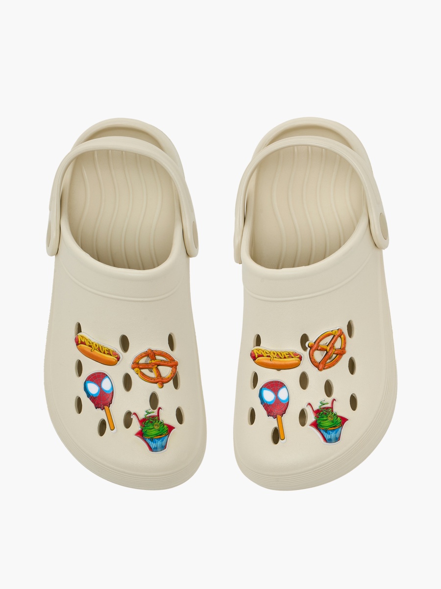 Boys Avengers Detail Clogs with Backstrap