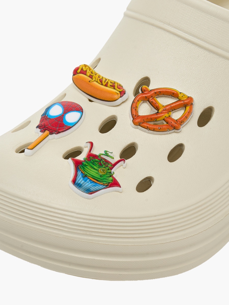 Boys Avengers Detail Clogs with Backstrap