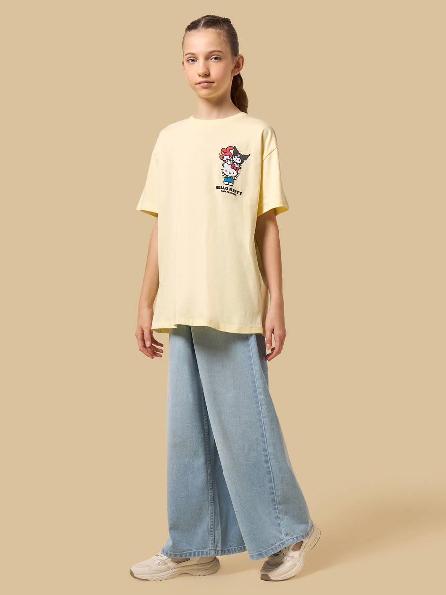 Hello Kitty and Friends Print Oversized T-Shirt