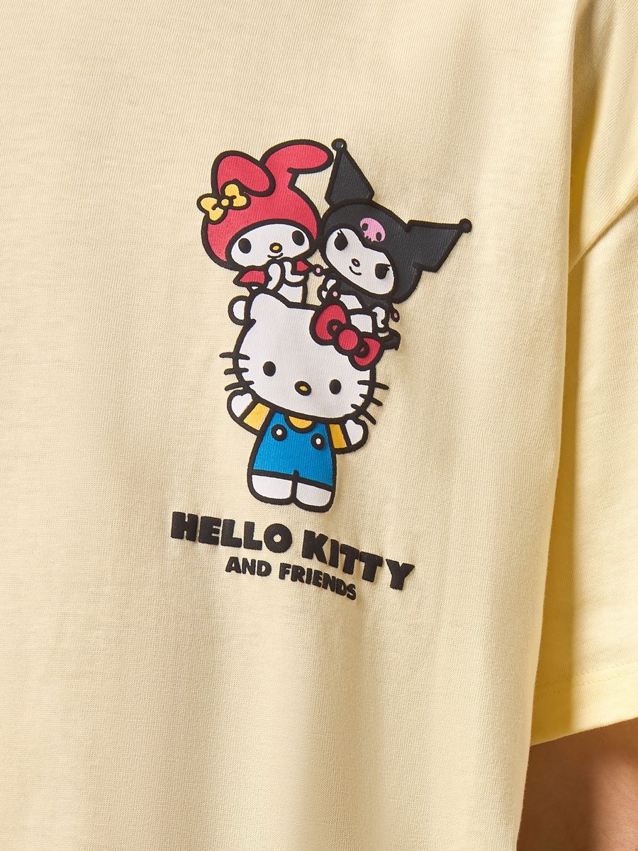 Hello Kitty and Friends Print Oversized T-Shirt