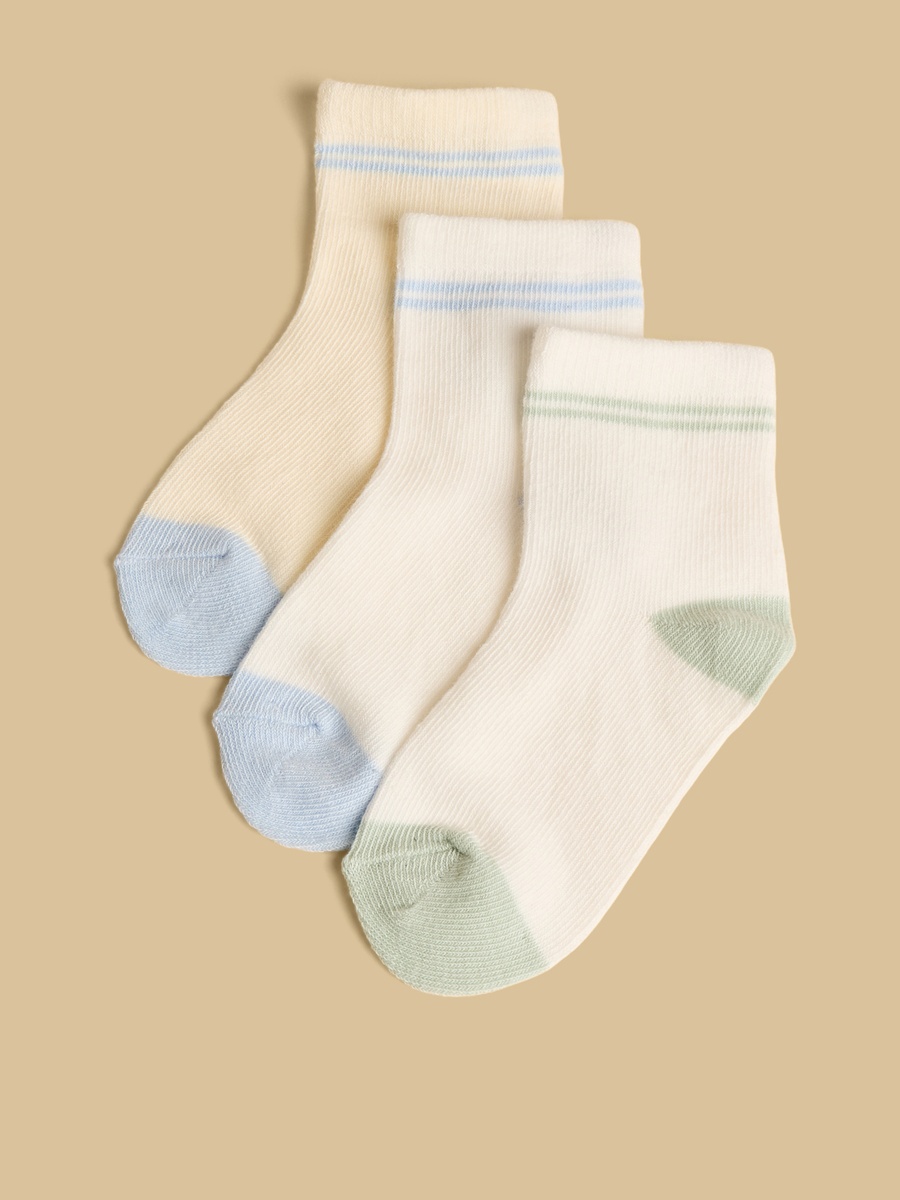 Pack of 3 - Textured Ankle Length Socks