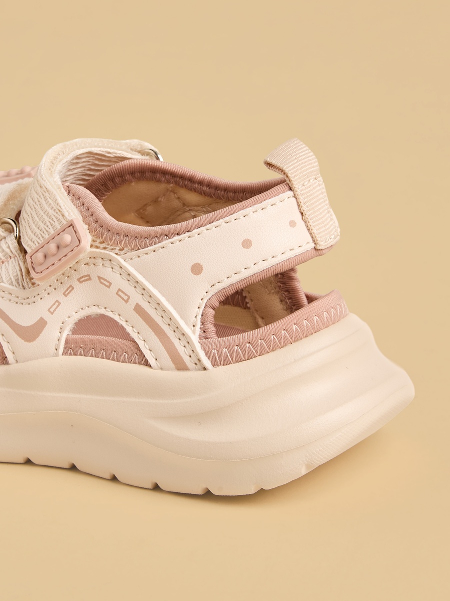 Textured Sports Shoes with Hook and Loop Closure