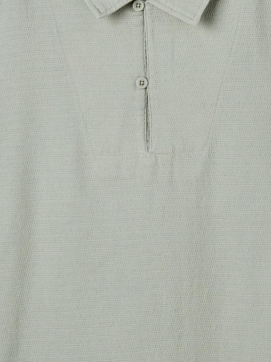 Collared Short Sleeves T-Shirt with Texture