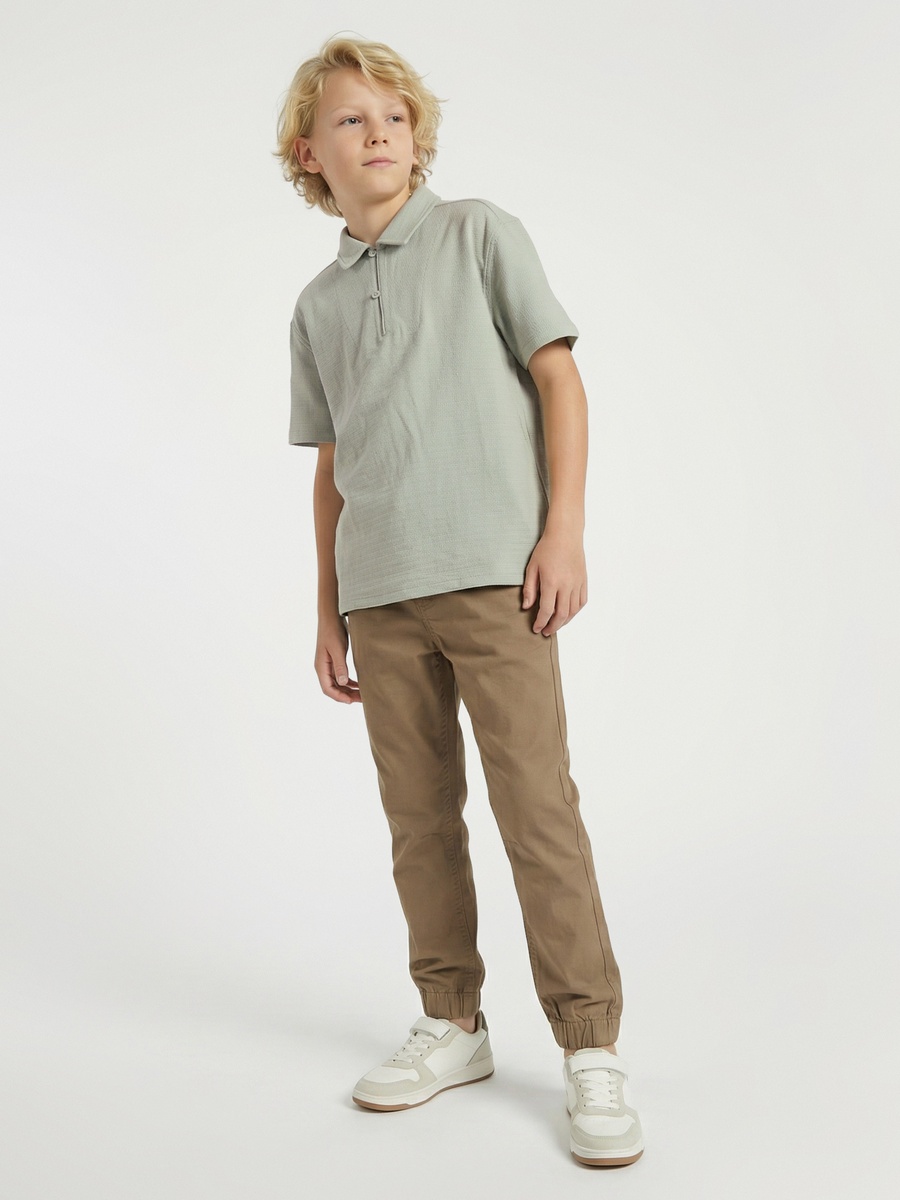 Collared Short Sleeves T-Shirt with Texture