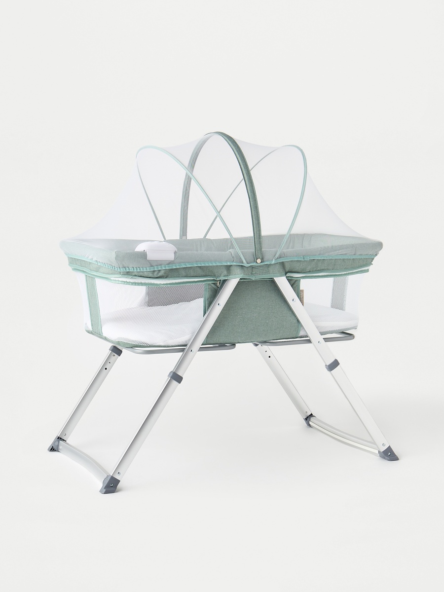 Drew Bassinet with Music and Vibration