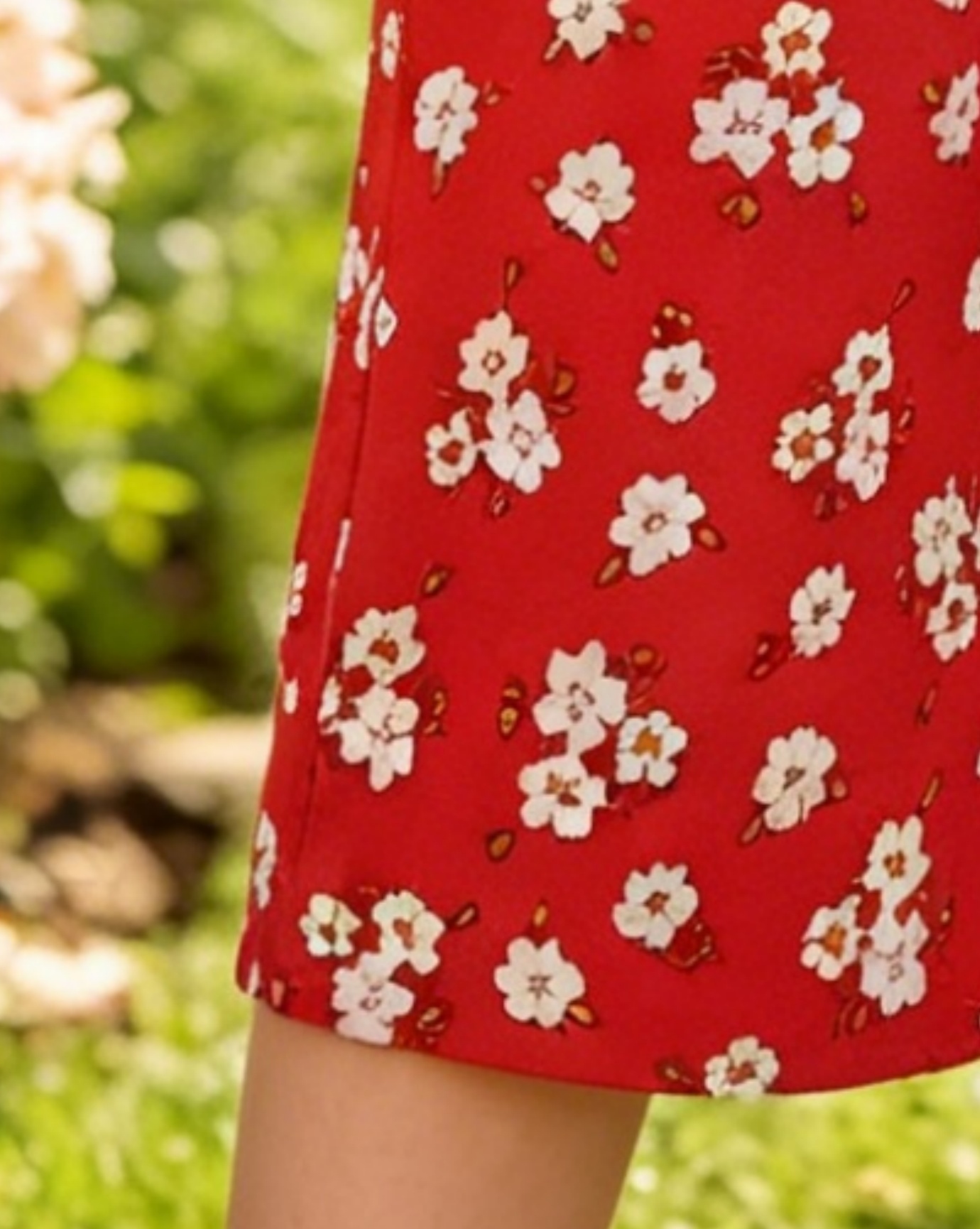 Girls Red Floral Print Cropped Cotton Trousers