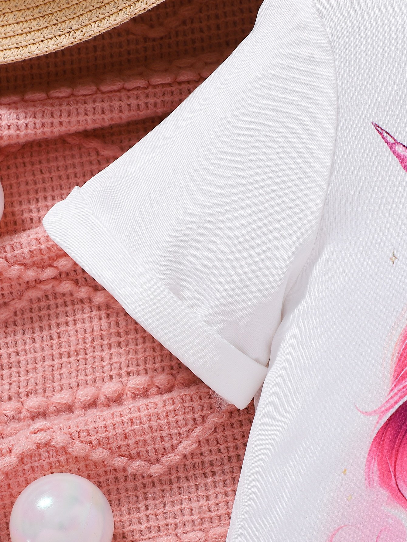 Girls Unicorn Print T-Shirt and Pink Trousers Set