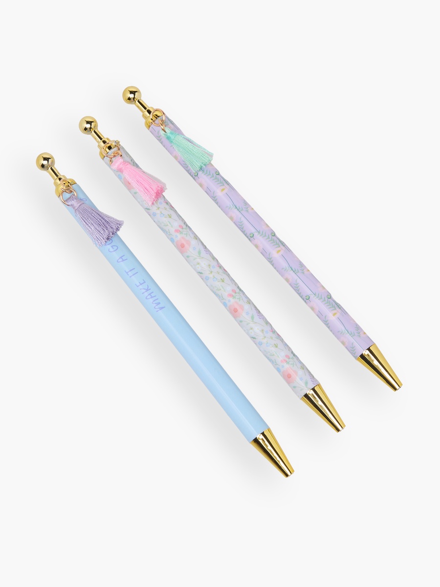 Pen Set with Tassel Accent