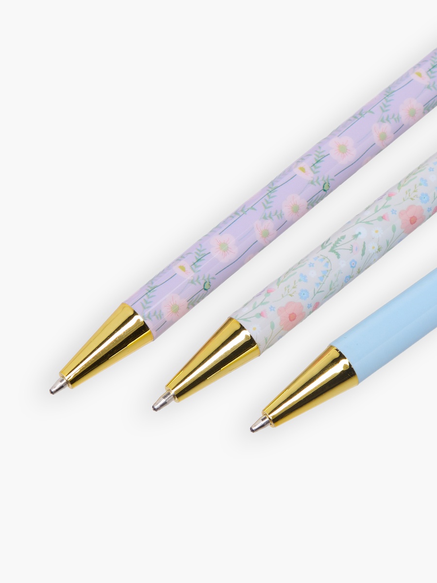 Pen Set with Tassel Accent