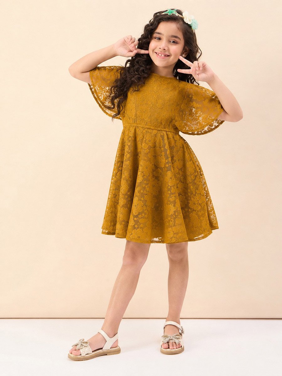 Girls Solid Round Neck Half Sleeves A-Line Dress