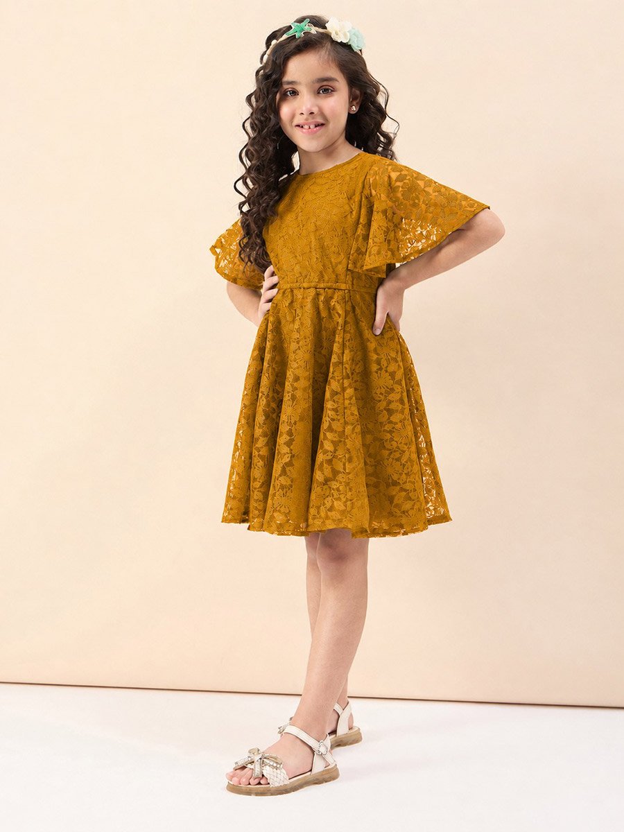 Girls Solid Round Neck Half Sleeves A-Line Dress