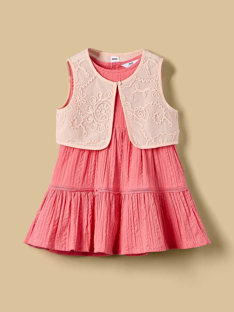 Textured Sleeveless Tiered Dress with Shrug