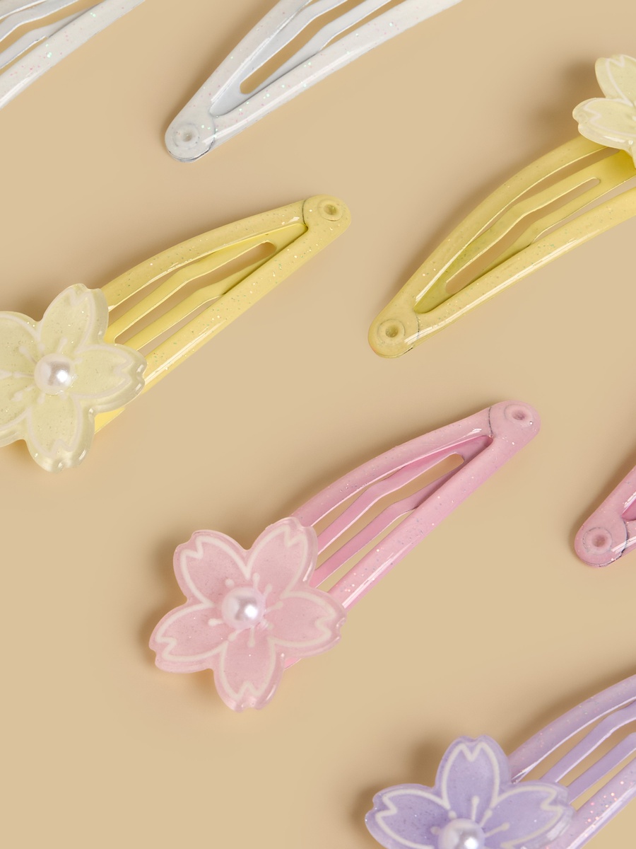 Pack of 8 - Floral Embellished Hair Clip