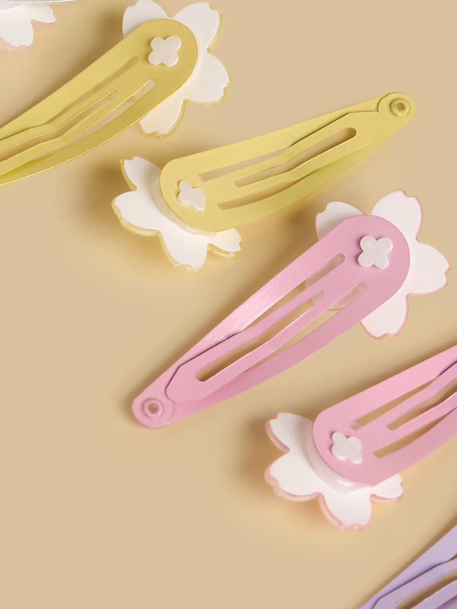 Pack of 8 - Floral Embellished Hair Clip