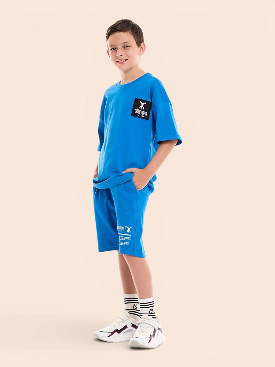 Boys Badge Text Print Oversized T-Shirt and Shorts Set