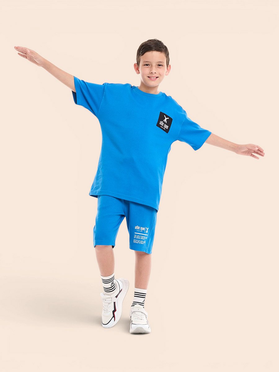 Boys Badge Text Print Oversized T-Shirt and Shorts Set
