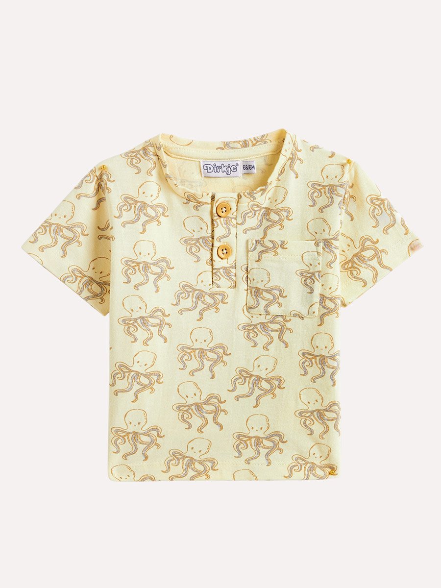 Boys Short Sleeve Printed T-Shirt and Cargo Joggers Set