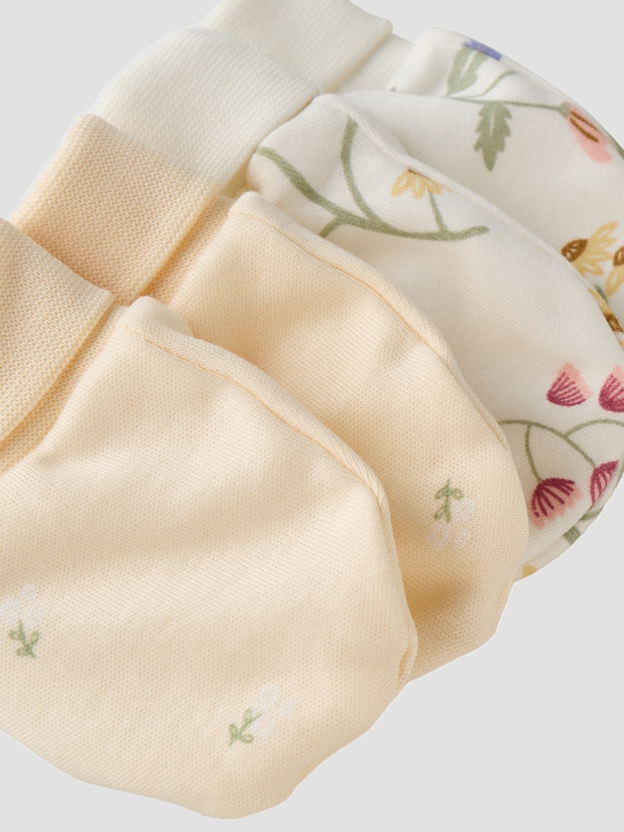 Pack of 2 Mittens with Botanical Print, 0-36 months