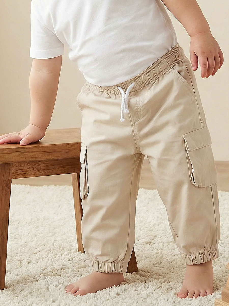 Pants with Flap Pockets with Drawstring Waist