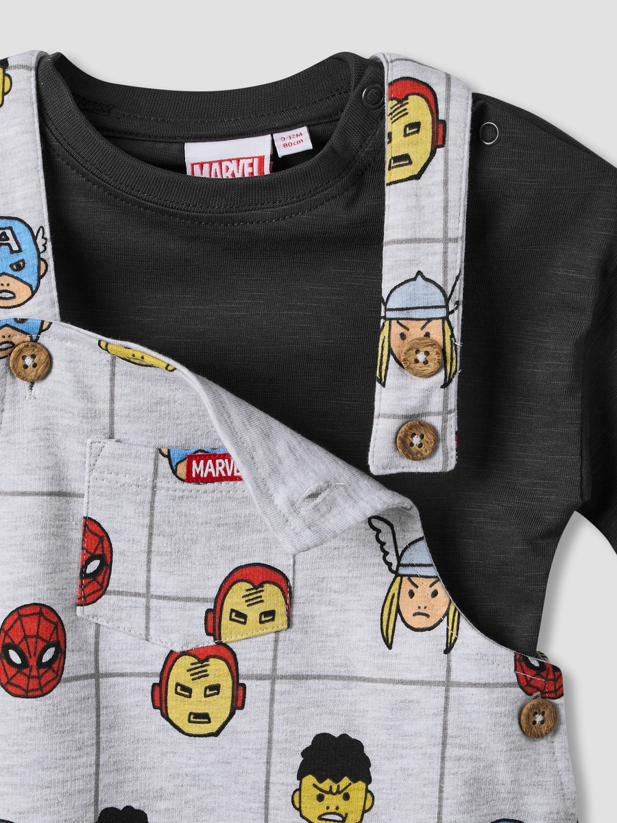 Crew Neck Short Sleeves T-Shirt and Dungaree Set with Avengers Print