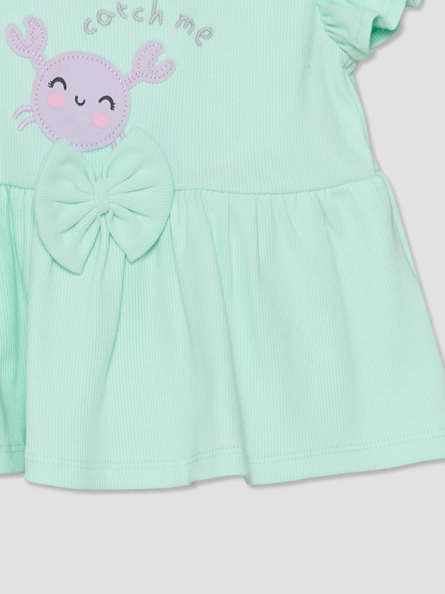 Crew Neck Short Sleeves Top and Shorts Set with Crab Applique