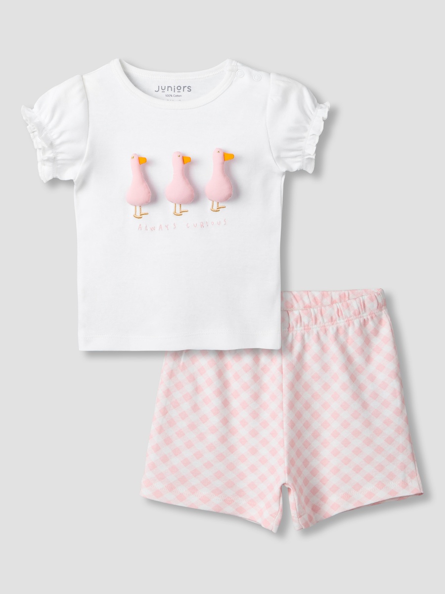 Crew Neck Short Sleeve T-Shirt and Shorts Set with Duck Applique