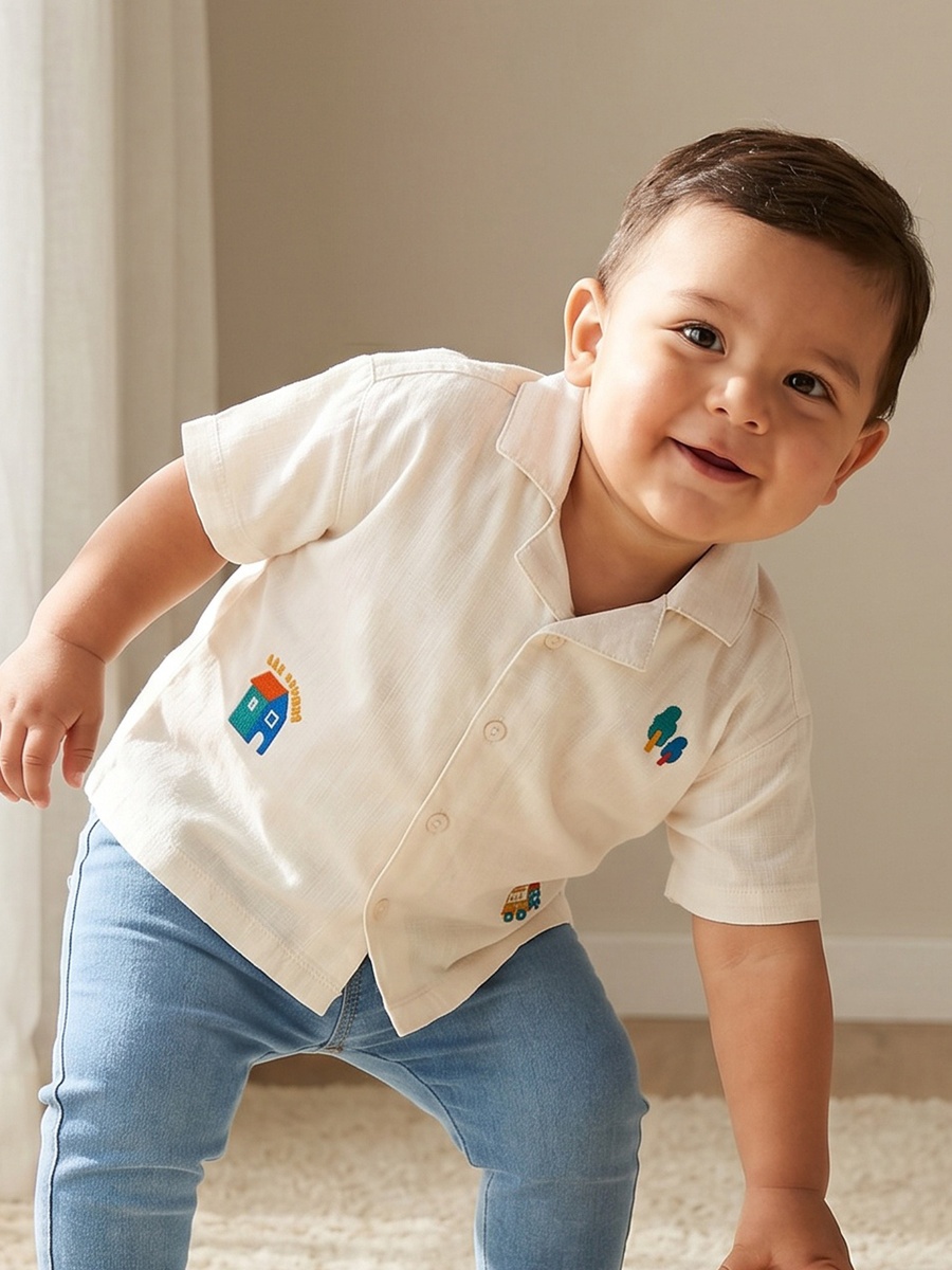 Short Sleeves Shirt with Embroidery
