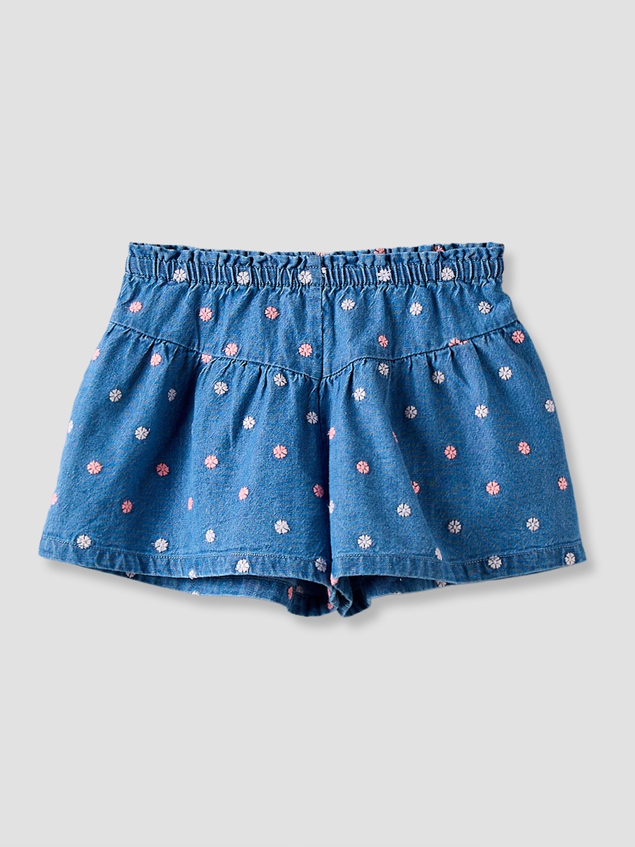 Knee Length Mid Rise Shorts with Embroidery