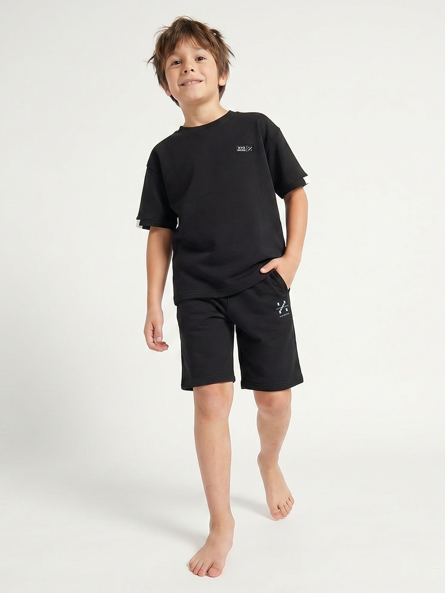 Knee-Length Drawstring Waist Shorts with Pockets