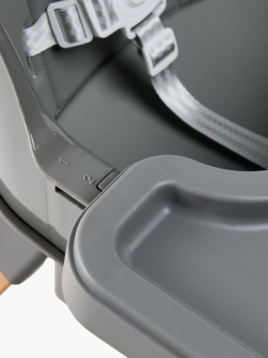 High Chair with Adjustable Tray