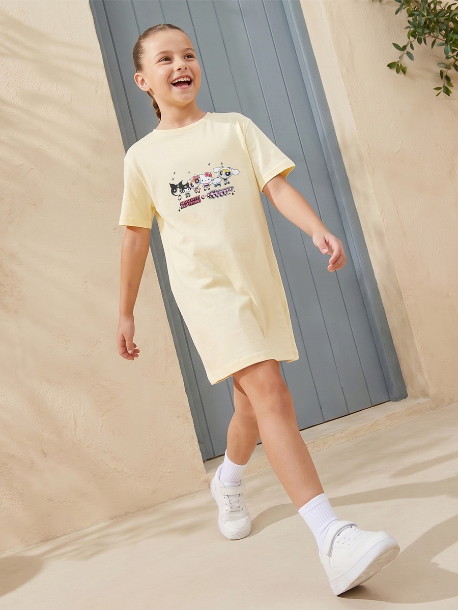 Round Neck Short Sleeves Knee Length Shift Dress with Powerpuff Girls and Hello Kitty Print