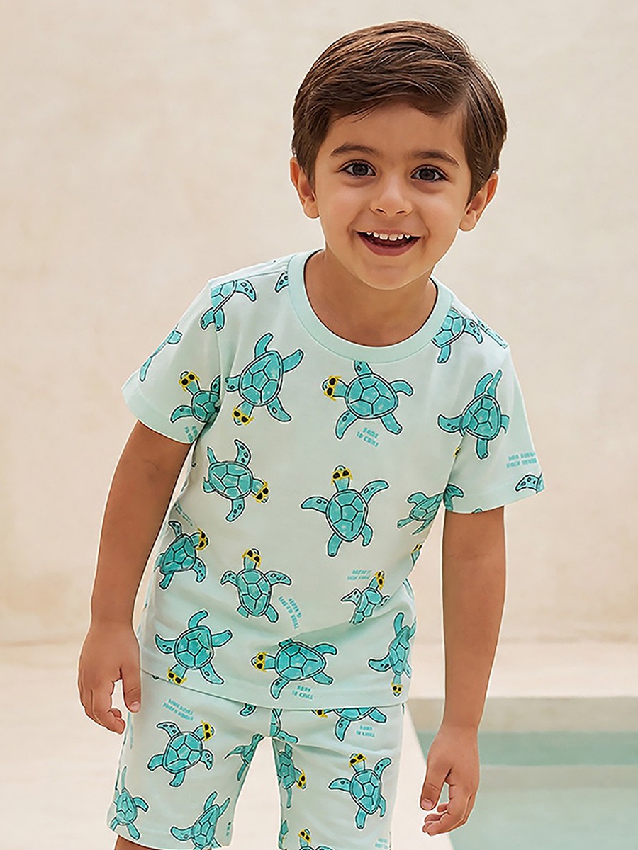 Crew Neck Short Sleeves T-Shirt with Turtle Print