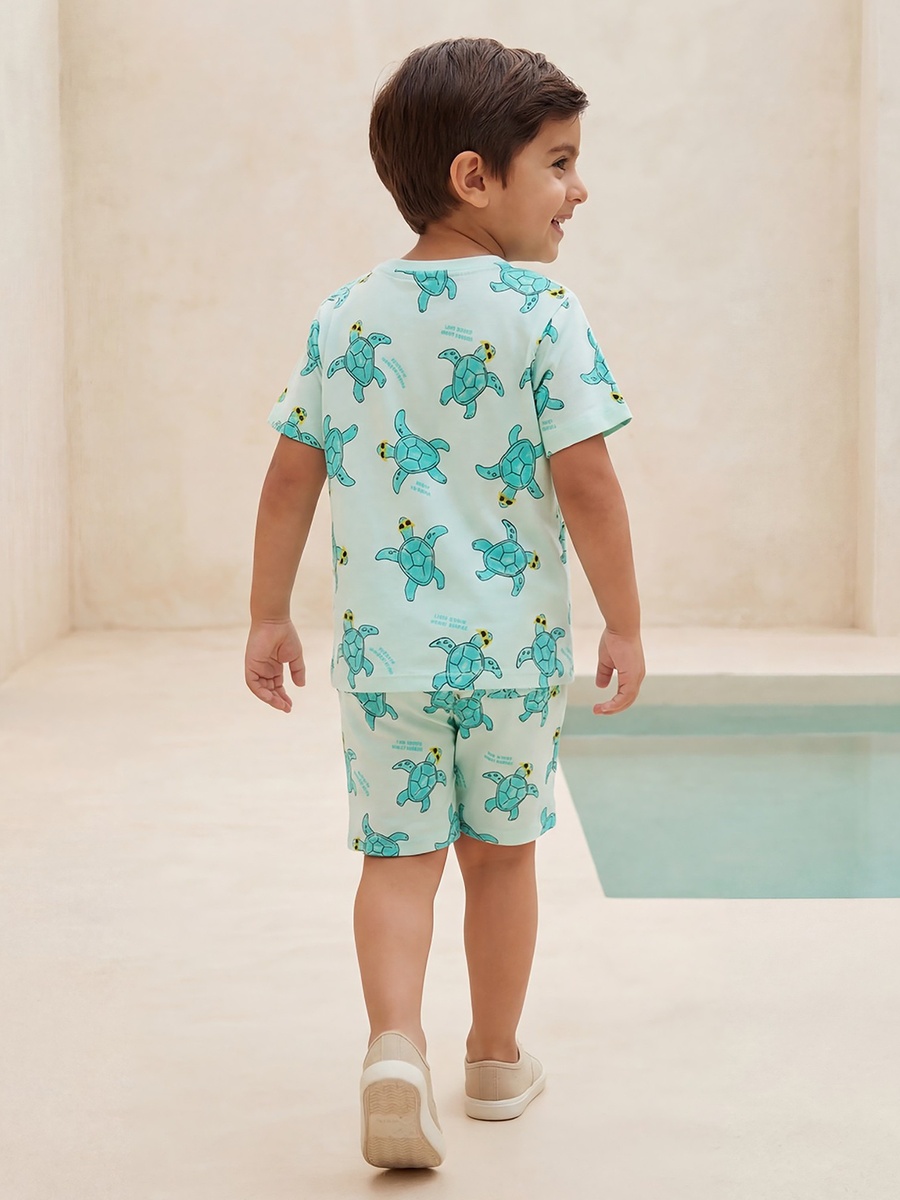 Crew Neck Short Sleeves T-Shirt with Turtle Print