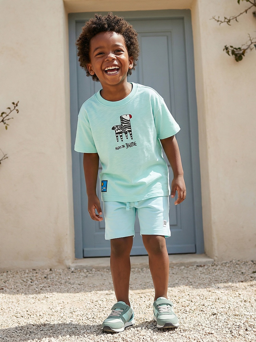 Crew Neck Short Sleeves T-shirt with Graphic Print