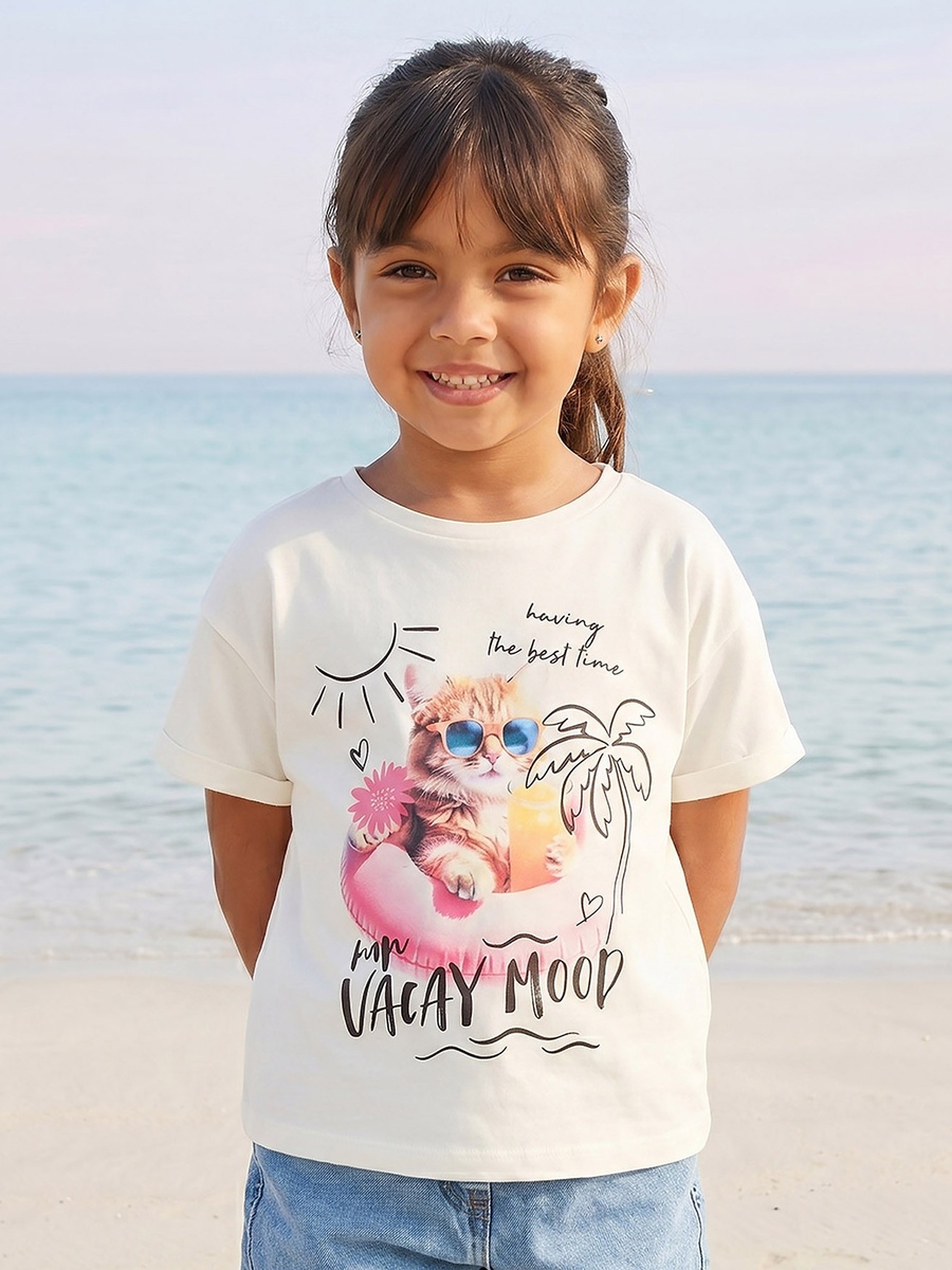 Crew Neck Short Sleeves T-Shirt with Graphic Print