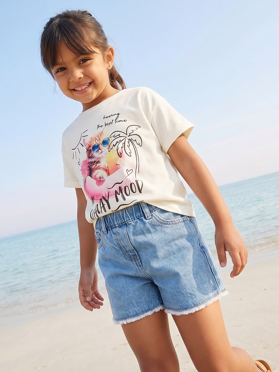 Crew Neck Short Sleeves T-Shirt with Graphic Print