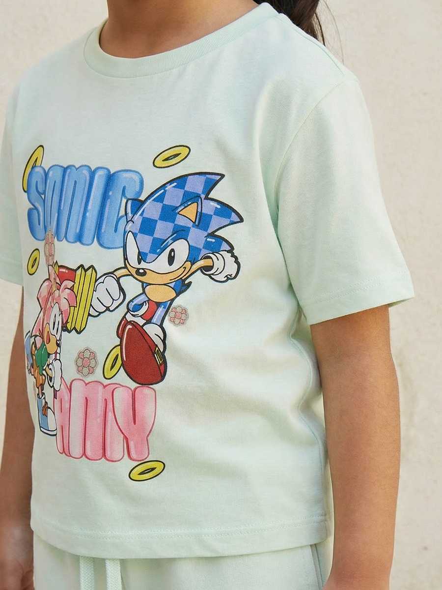 Crew Neck Short Sleeves T-shirt with Sonic the Hedgehog Print