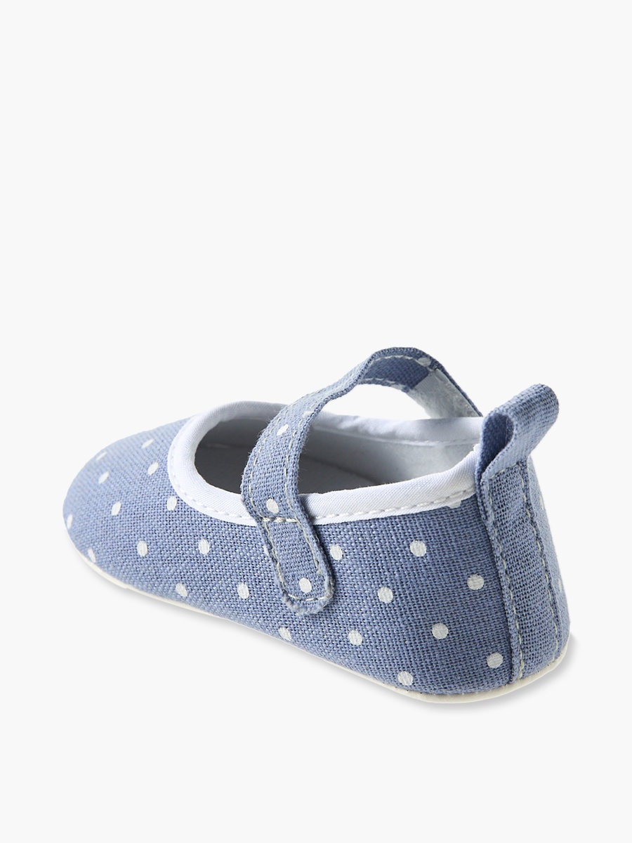 Booties with Hook and Loop Closure