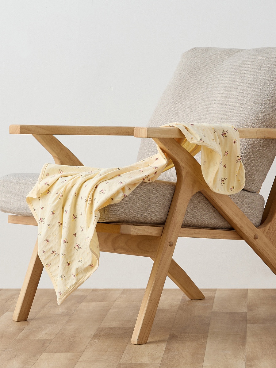 Receiving Blanket with Floral Print